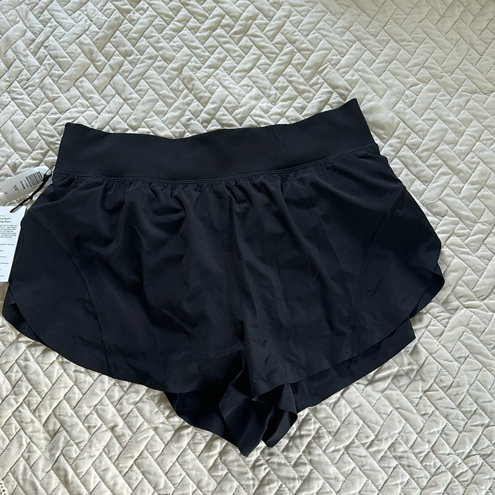 Aritzia shorts